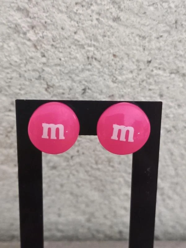 Paire De Boucles D'Oreilles Clou "M&M's" Fuschia